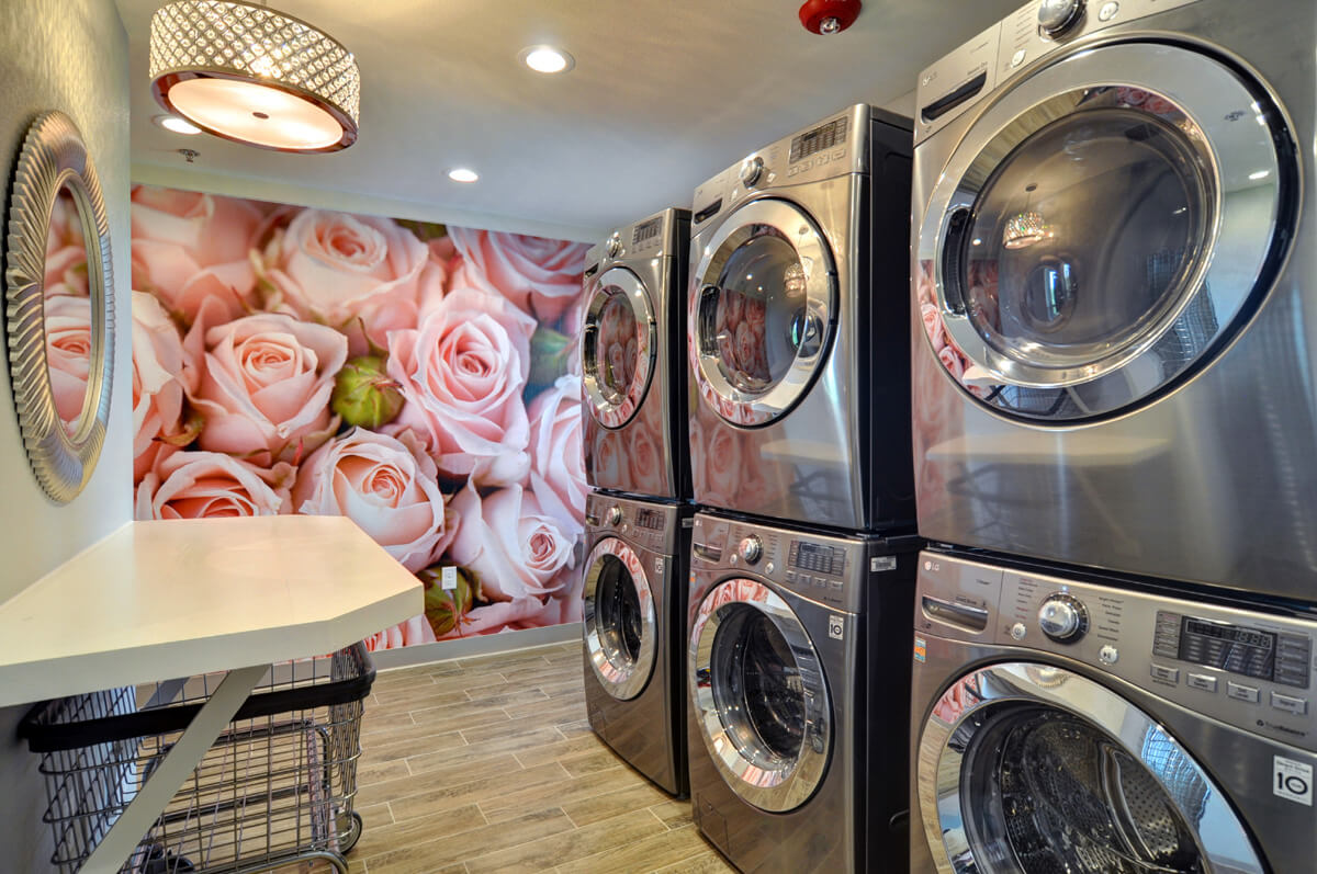 Stonegate Center Hilltop - Addiction Recovery for Women -Laundry Room